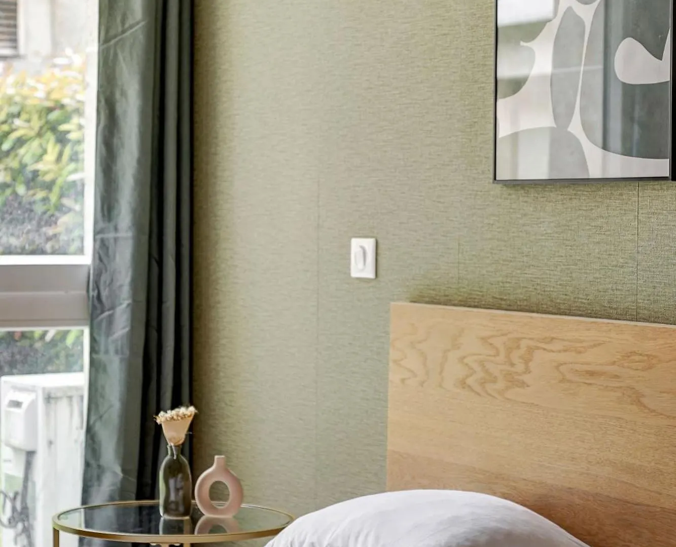 Apartamento Sejour Elegant Aux Buttes Chaumont Pour 12 Pers París